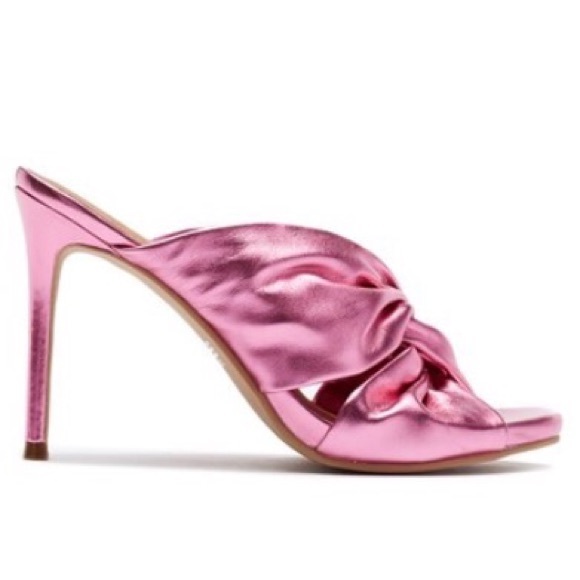 Pink metallic heels - Picture 3 of 5